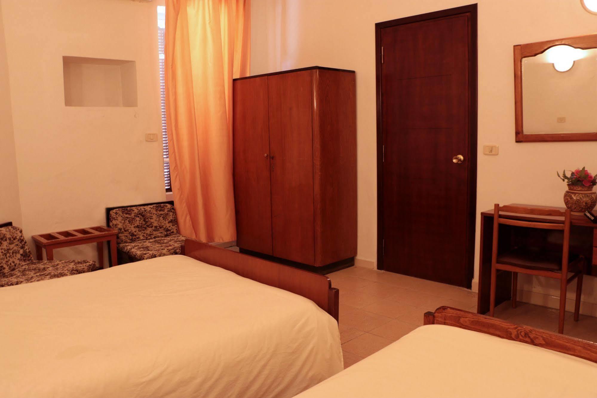 Hotel Saint Georges Tunisz Kültér fotó